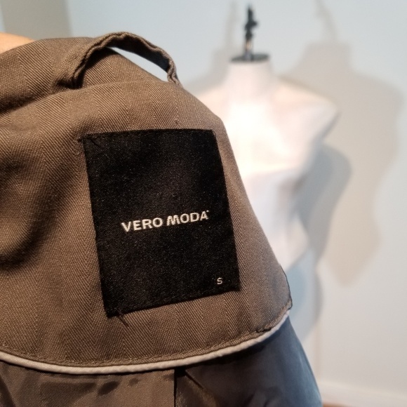 VERO MODA | subtle gray stripe belted trench coat - Picture 6 of 8